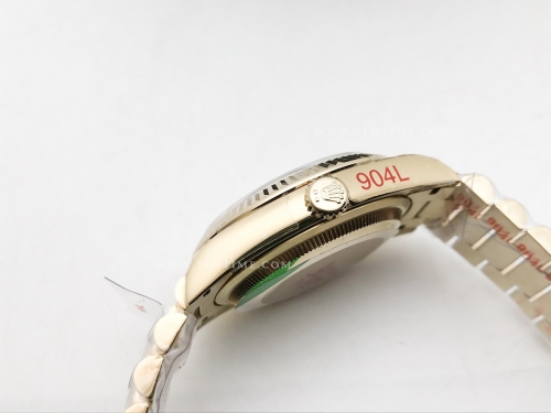 DayDate 36mm Wt 904L Flt YG/YG Wht/Rm/Stk QF VR3255