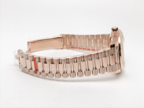 DayDate 40mm 904L Flt RG/RG Wht/Stk GMF VR3255