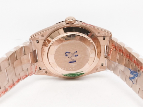 DayDate 40mm 904L Flt RG/RG Wht/Stk GMF VR3255