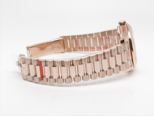 DayDate 40mm 904L Flt RG/RG Gold/Stk GMF VR3255