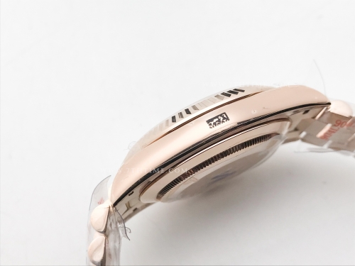 DayDate 40mm 904L Flt RG/RG Gold/Stk GMF VR3255