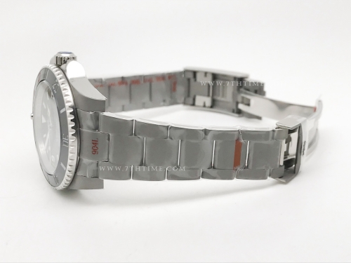 Sub Matt Diver Sandblast 904L SS/SS CF GMF SA3130