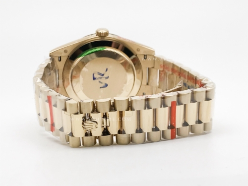 DayDate 40mm 904L Flt YG/YG M-Blk/Dia GMF VR3255