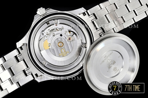 Seamaster Diver 300m Co-Axial  Black Ceramic Bezel Black Dial with Dot Markers Solid Stainless Steel 316F Bracelet