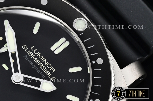 PAM389 Submersible AMagnetic TI/RU Black Dial Mod.P9000