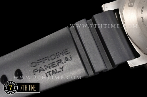PAM692 Luminor Submersible 1950 BMG Tech TI/RU Blue Dial P9000