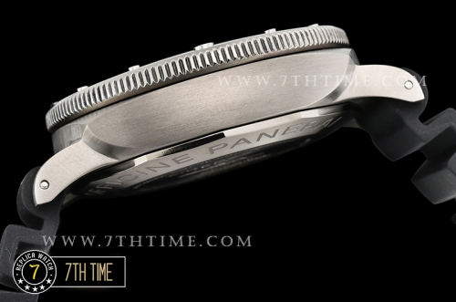 PAM692 Luminor Submersible 1950 BMG Tech TI/RU Blue Dial P9000
