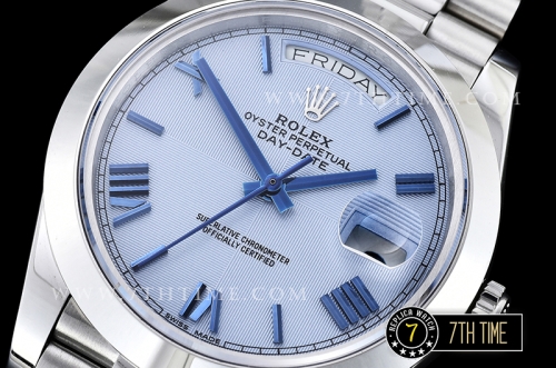 DayDate 228206 SS/SS Blue Roman Dial Smooth Bezel Swiss 2836
