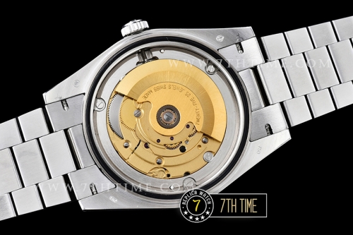 DayDate 228206 SS/SS Green Dial Roman Numerals Swiss 2836