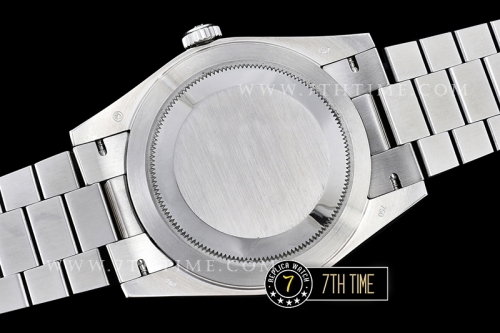 DayDate 228206 SS/SS Diamonds Crested Bezel Ice Blue Dial with Baugette Diamond Markers Swiss 2836
