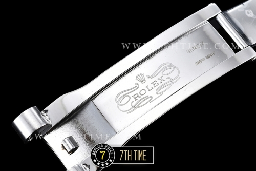DayDate 228206 SS/SS Diamonds Crested Bezel Silver White Dial with Baugette Diamond Markers Swiss 2836
