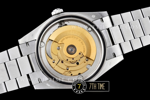 DayDate 228206 SS/SS Diamonds Crested Bezel Silver White Dial with Baugette Diamond Markers Swiss 2836