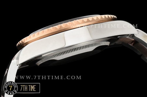 GMT Master II Basel 2018 126711 40mm RG/SS 904L Black Dial A2836