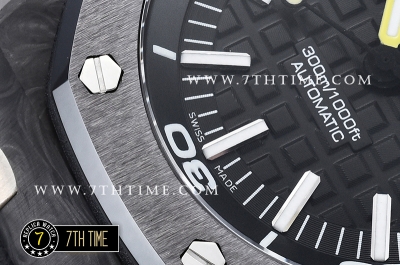 Royal Oak Diver 42mm Forged Carbon  Black/Yellow Dial Rubber Strap MY9015