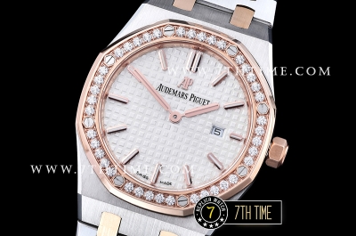 Royal Oak Ladies 33mm Diamonds RG/SS White Dial Swiss Quartz