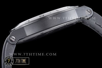 Bvlgari Diagono Magnesium Ceramic Bezel Special Gray Silver "Motorlac" Coated Dial with Numerals & Stick Markers