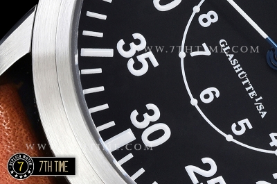 Glashutte Senator Navigator Black Dial with Numerals Leather Strap