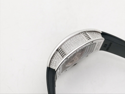 RM07-01 Crested Diam SS/RU Blk/Red Skele ZF CRMA2