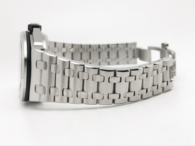 Royal Oak Offshore Diver 15703 SS/SS APSF V2 A3120