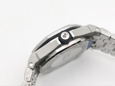 Royal Oak Offshore Diver 15703 SS/SS APSF V2 A3120