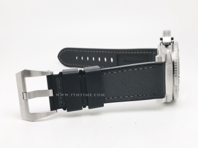 PAM1681 Submersible Luna Rossa SS/RU Silv VSF P900