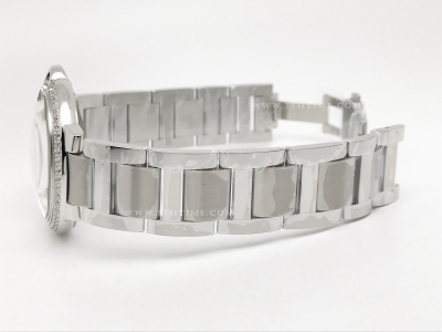 Ballon Bleu Mens 42mm Dia SS/SS Wht CHF A2824 Mod