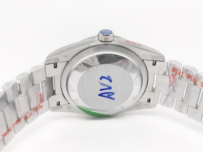 DayDate 36mm Wt 904L Flt SS/SS Blue/Dia QF VR3255