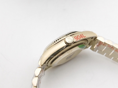 DayDate 36mm Wt 904L Flt YG/YG Silv/Stk QF VR3255