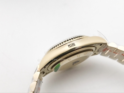 DayDate 36mm Wt 904L Flt YG/YG G-Green/Dia QF VR3255