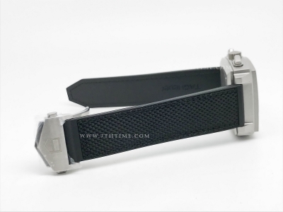 Tag Monaco Chronograph Black TI/RU Blk/Yelw A8F VK63A