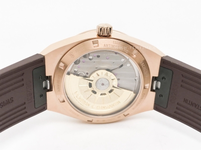 Overseas 4500V RG/RU White PPF A2813 Cal5100