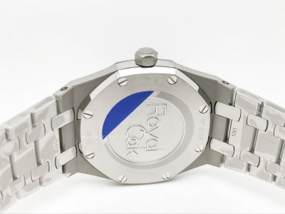 Royal Oak Ladies 67650ST 33mm SS/SS Blue/Stk ZF Sw Qtz