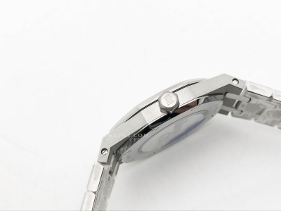 Royal Oak Ladies 67651ST Dia SS/SS Blue/Stk ZF Sw Qtz