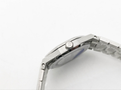 Royal Oak Ladies 67651ST Dia SS/SS Blk/Stk ZF Sw Qtz