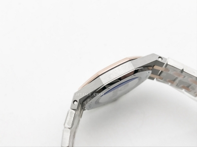 Royal Oak Ladies 67650SR RG/SS Wht/Stk ZF Sw Qtz