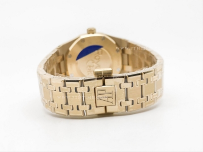 Royal Oak Ladies 67651BA Dia YG/YG Wht/Stk ZF Sw Qtz