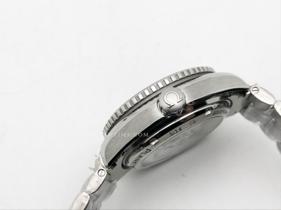 Planet Ocean 600M GMT Blk SS/SS Black BLS A8906