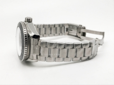 Planet Ocean 600M GMT Blk SS/SS Blk/Org BLS A8906