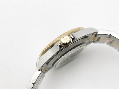 Sub 16613 Re YG/SS Blue BPF VR3135