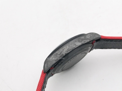 Daytona DIW Carbon CAR FC/NY Blk/Red N6F A4130