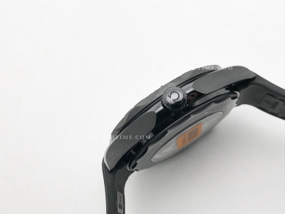 Seamaster 300m 43.5mm CER/RU All Black TWSF Asia 8806