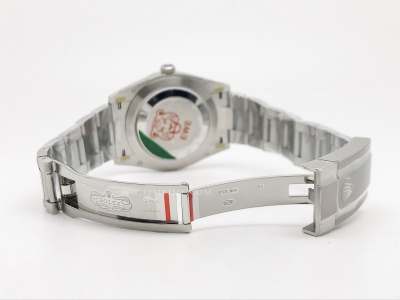 Oyster Pert. 41mm 124300 SS/SS Green EWE A3230