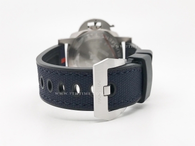 Submersible GMT Luna Rossa 42mm TI/NY Blue VSF P900