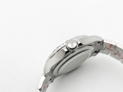 YachtMaster 226627 42mm SS/SS Black GDF MY8215