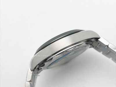 Aqua Terra GMT Worldtimer 43mm SS/SS Green VSF A8938