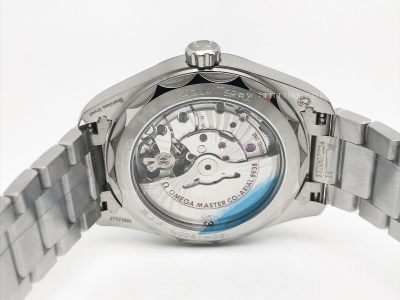 Aqua Terra GMT Worldtimer 43mm SS/SS Green VSF A8938