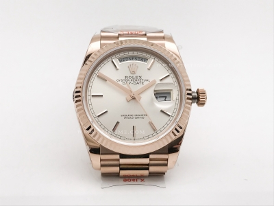 DayDate 36mm 128235 Wt 904L Flt RG/RG RG/Stk QF VR3255