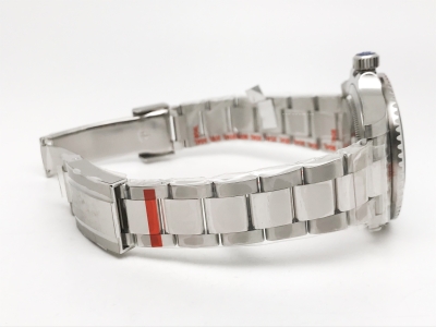 GMT II 116710BLNR Batman 904 Oys SS/SS APSF VR3186