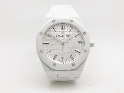Royal Oak 41mm 15500 Wht CER/CER Silv APSF A4302