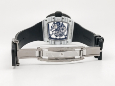 RM061-01 Yohan Blake W-NTPT/RU Blk/Wht Ske ZF RMUL2